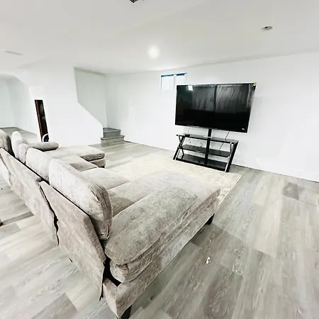 3 Bedrooms House Nassau County